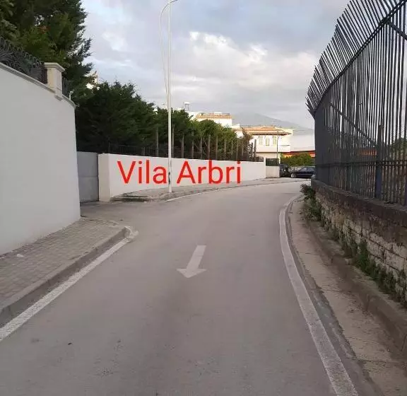 ホテル Vila Arbri