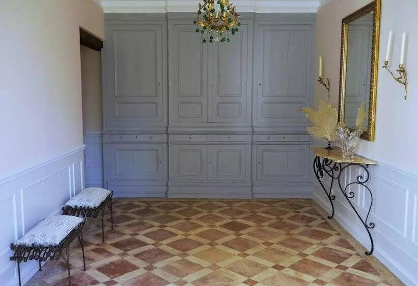 Majatalo Chateau La Maronne