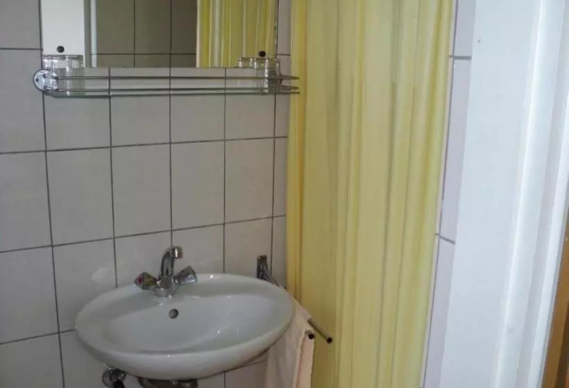 ペンション Double Room Banjol 11716b