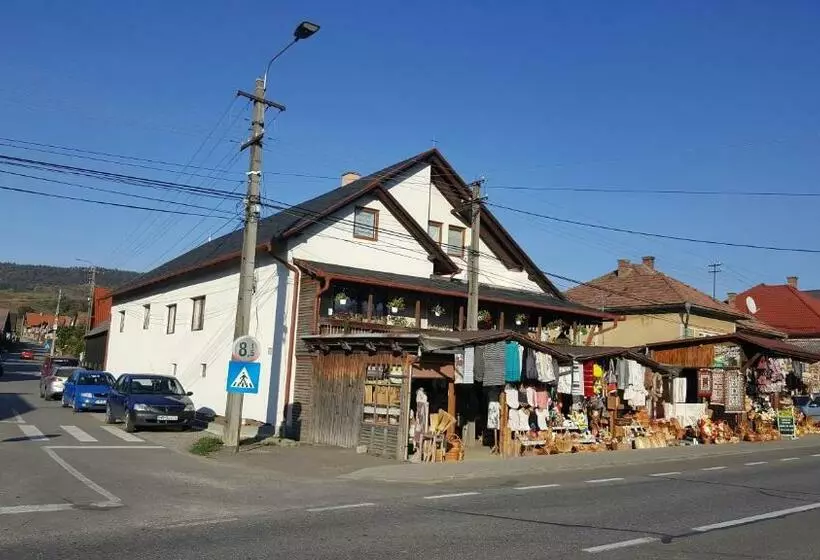 Majatalo Korond Mako Panzio