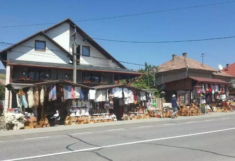 Majatalo Korond Mako Panzio