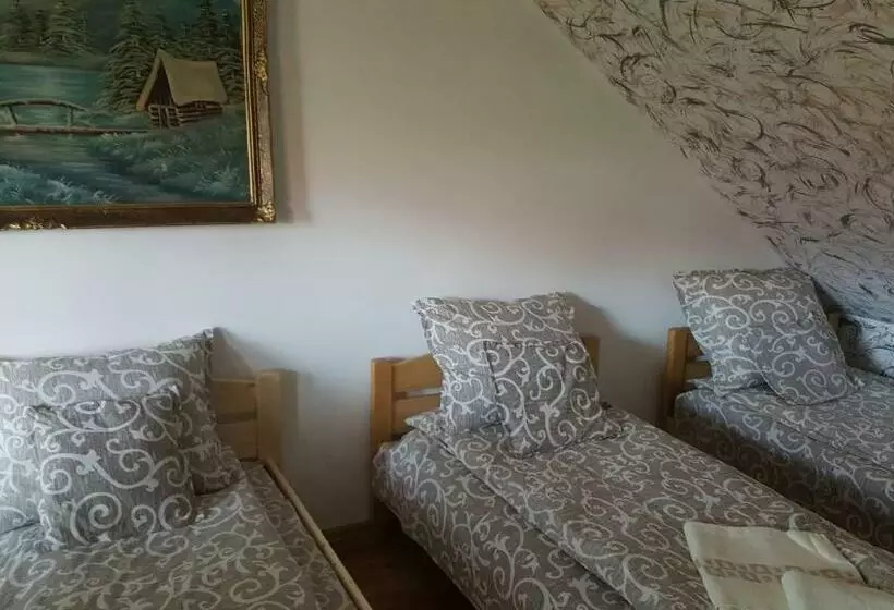 Majatalo Korond Mako Panzio