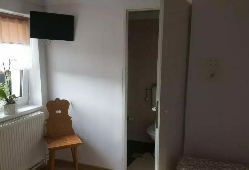 Majatalo Korond Mako Panzio