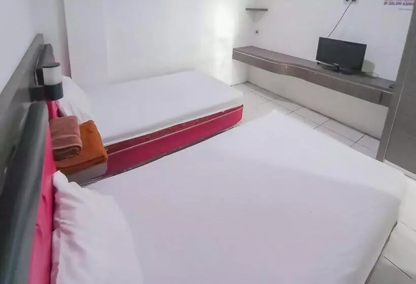 ペンション Reddoorz Syariah Near Q Mall Banjarbaru