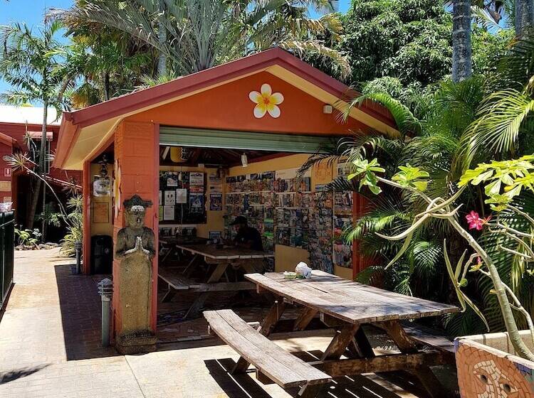 호스텔 Travellers Oasis