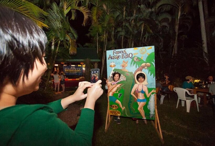 호스텔 Travellers Oasis