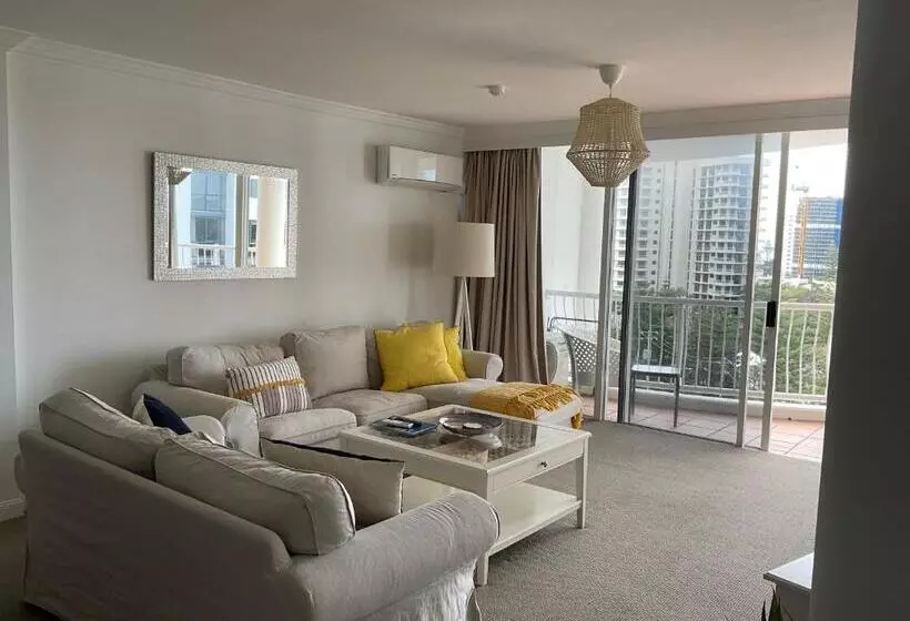 Broadbeach Holiday Apartments