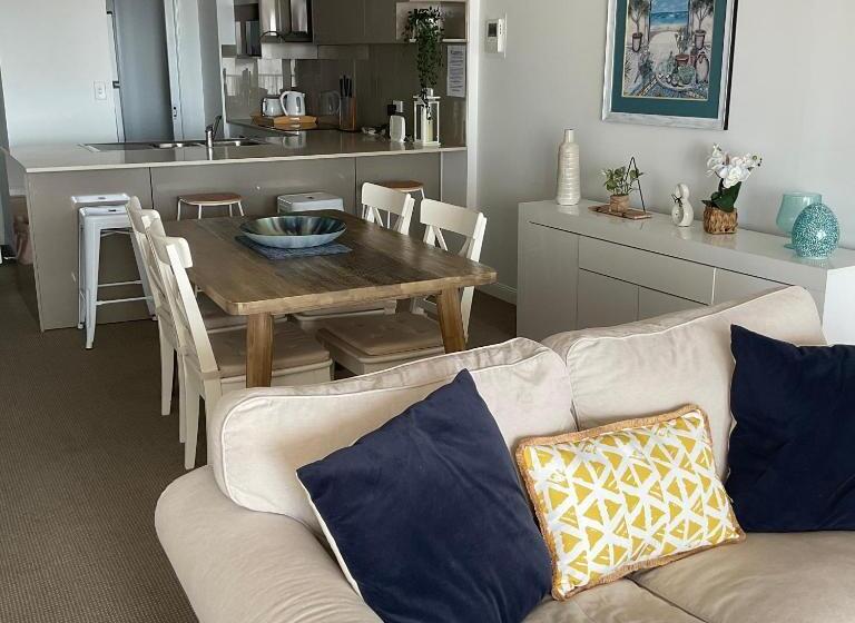 Broadbeach Holiday Apartments