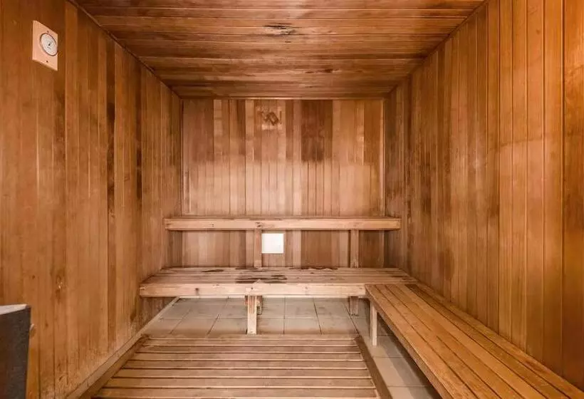 Broadbeach Holiday Apartments