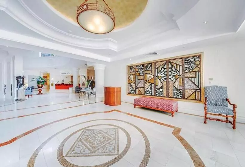 Broadbeach Holiday Apartments