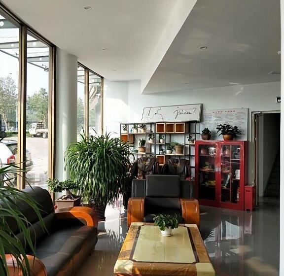 Hotel 7days Premium Yantai Penglai New Bus Station Branch