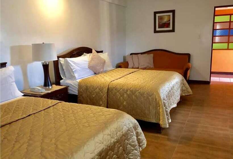 Отель Casa Cecilia Heritage