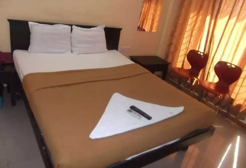 ホテル Nisarg Lounge