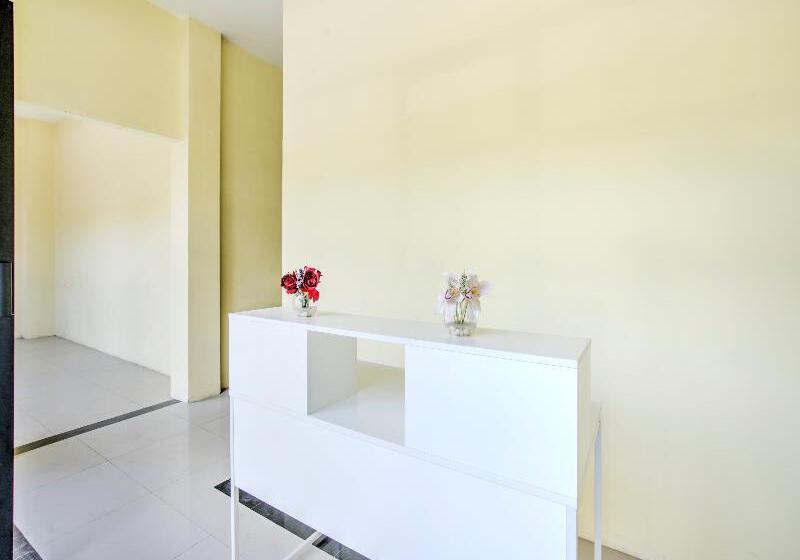 Hotel Oyo 2509 Central District Residence