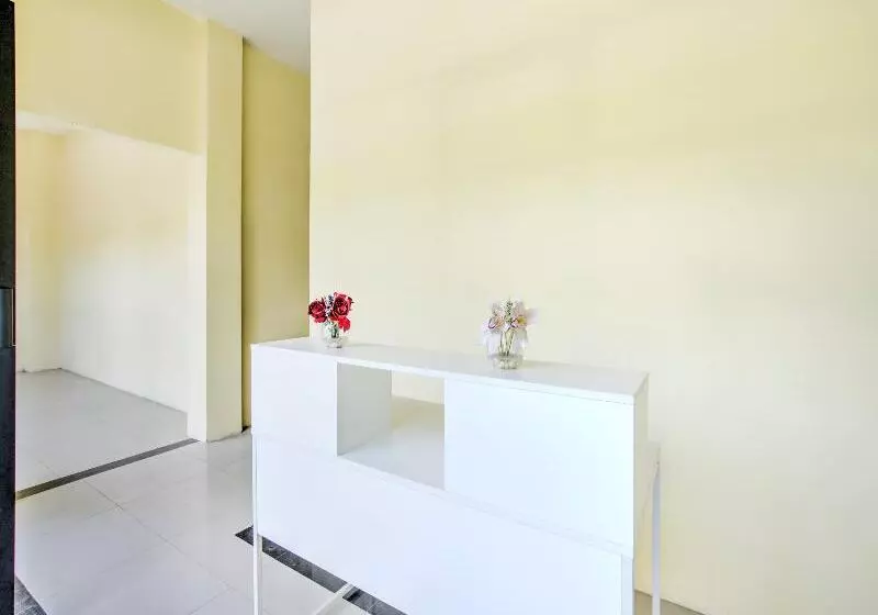 هتل Oyo 2509 Central District Residence