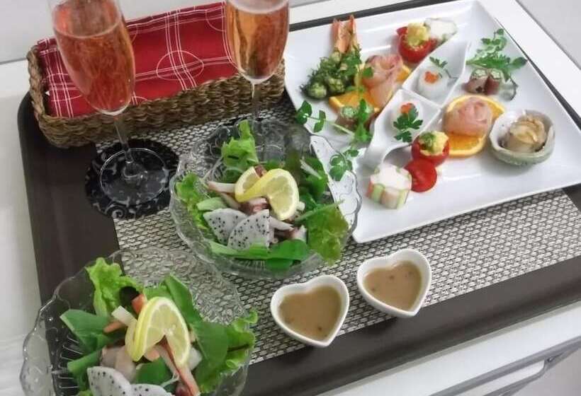 فندق W   Adults Only