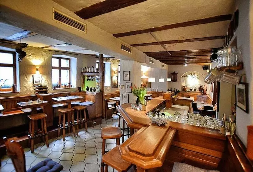 Hotelli Zum Alten Krug