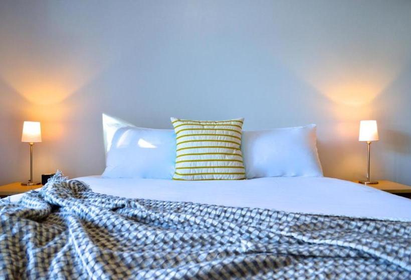 Mansfield Apartments