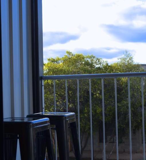 Mansfield Apartments