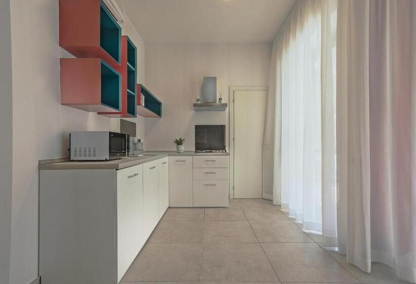 پانسیون Libertà Central Suites