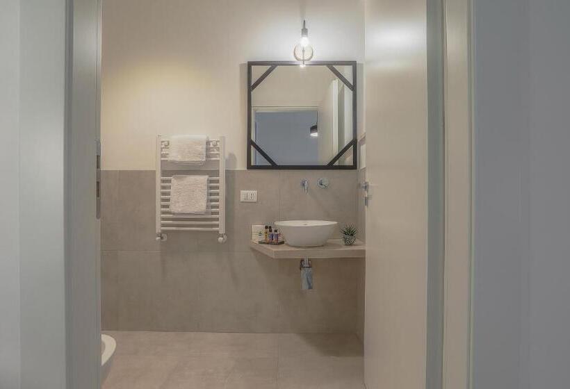 پانسیون Libertà Central Suites