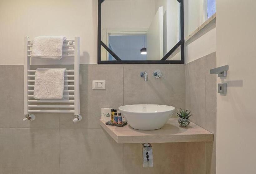 پانسیون Libertà Central Suites