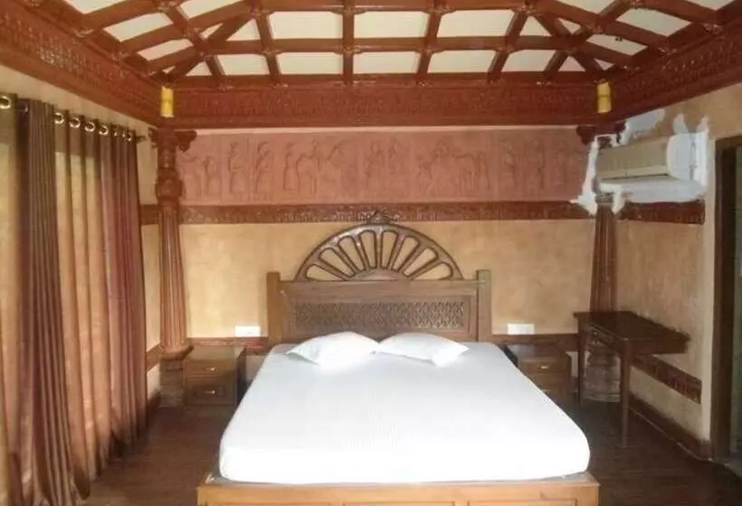 Summit Green Lake Tea Resort & Spa