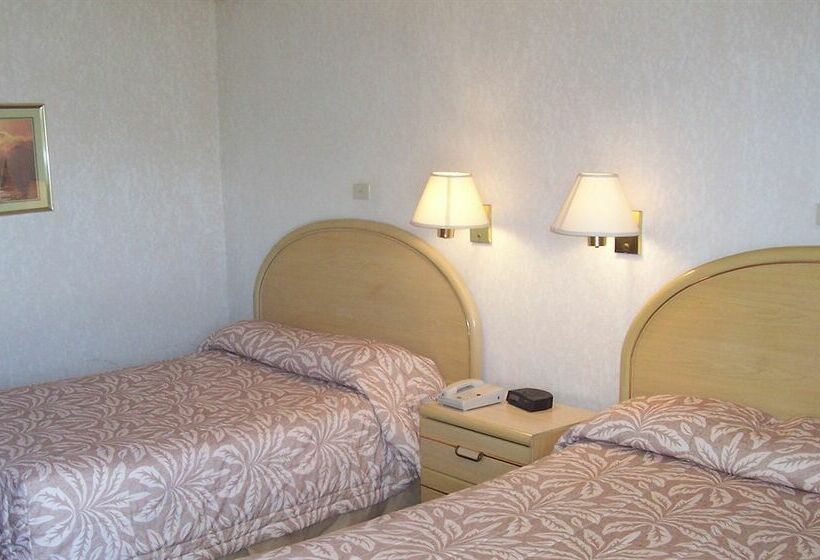 ホテル Brunners Inn & Suites