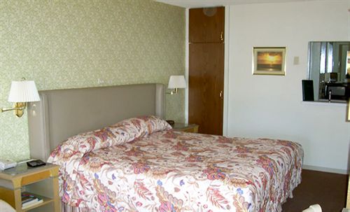 ホテル Brunners Inn & Suites