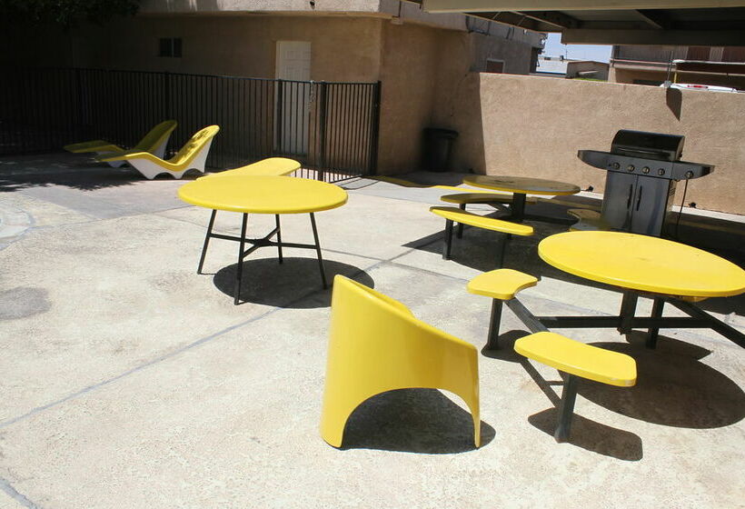 ホテル Brunners Inn & Suites