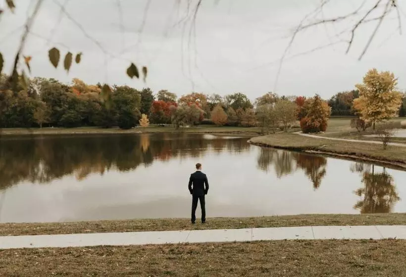 هتل Chicago Marriott Southwest At Burr Ridge