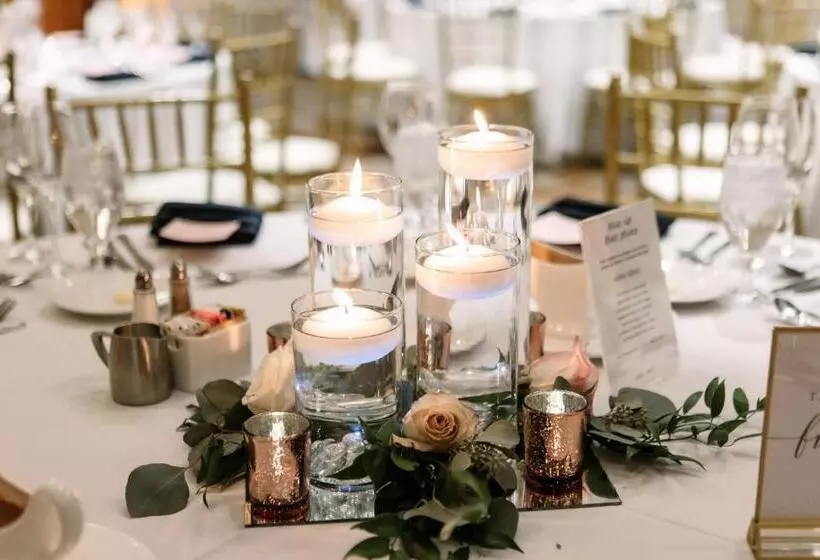 هتل Chicago Marriott Southwest At Burr Ridge