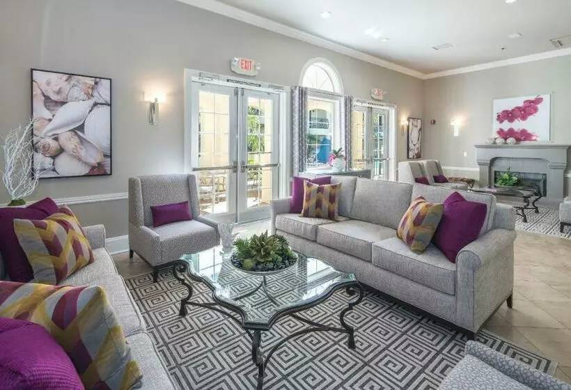 בית מלון כפרי Club De Soleil Allsuite Resort