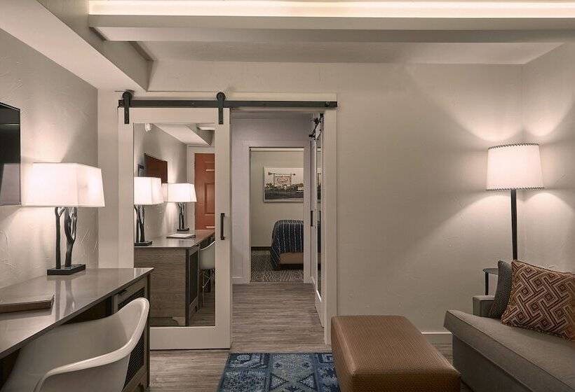 호텔 Fredericksburg Inn And Suites