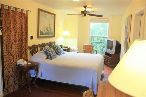 فندق The Green House Inn