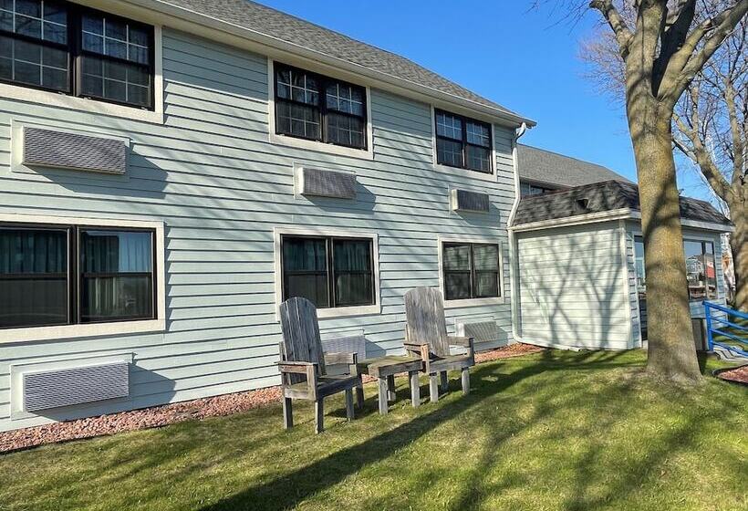 فندق Harbor Winds