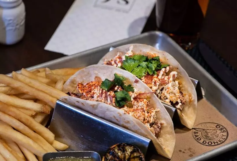 酒店 Horseshoe Bay Resort