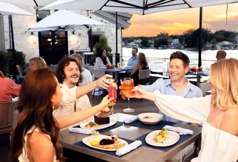 酒店 Horseshoe Bay Resort