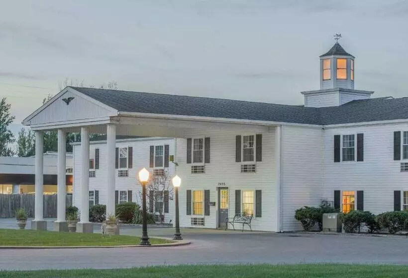 호텔 Knights Inn Sandusky