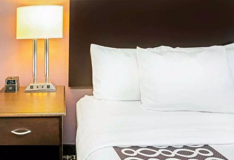 هتل La Quinta By Wyndham North Orem