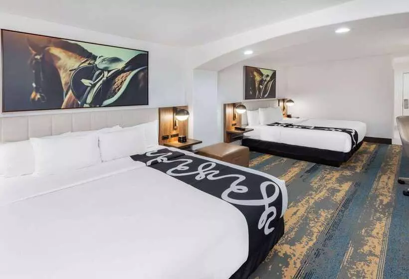 Отель La Quinta Inn & Suites By Wyndham Pharr Rgv Medical Center