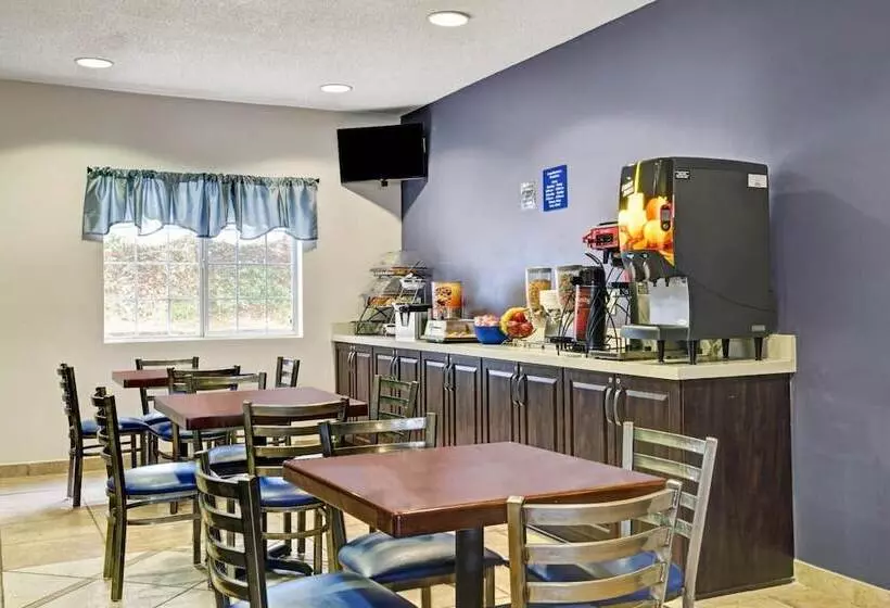 Отель Stay Express Inn And Suites Atlanta Union City