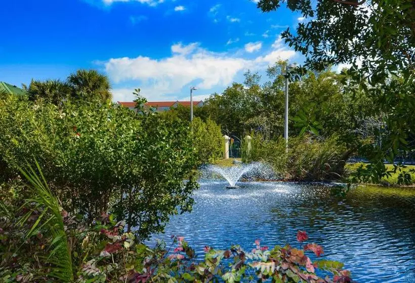 호텔 Sunrise Suites