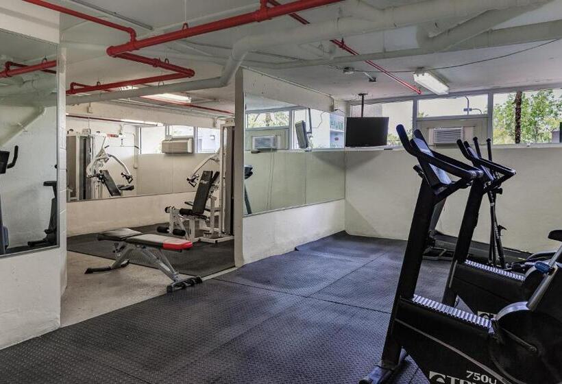 בית מלון כפרי Sunrise Suites