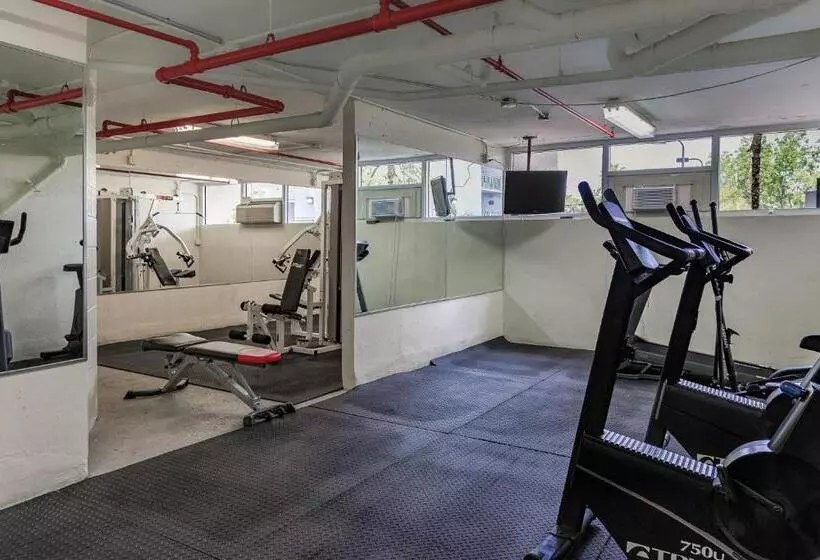 호텔 Sunrise Suites