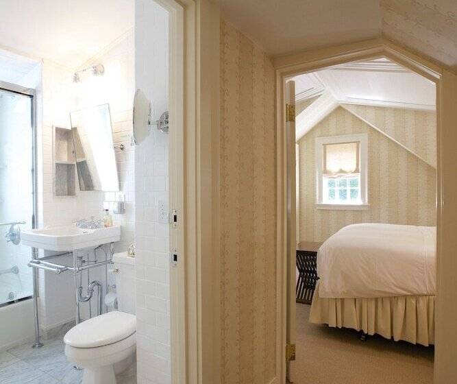 فندق The 1770 House Restaurant & Inn