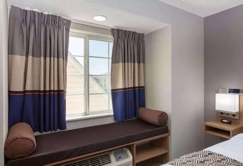 Microtel Inn & Suites By Wyndham Augusta/riverwatch