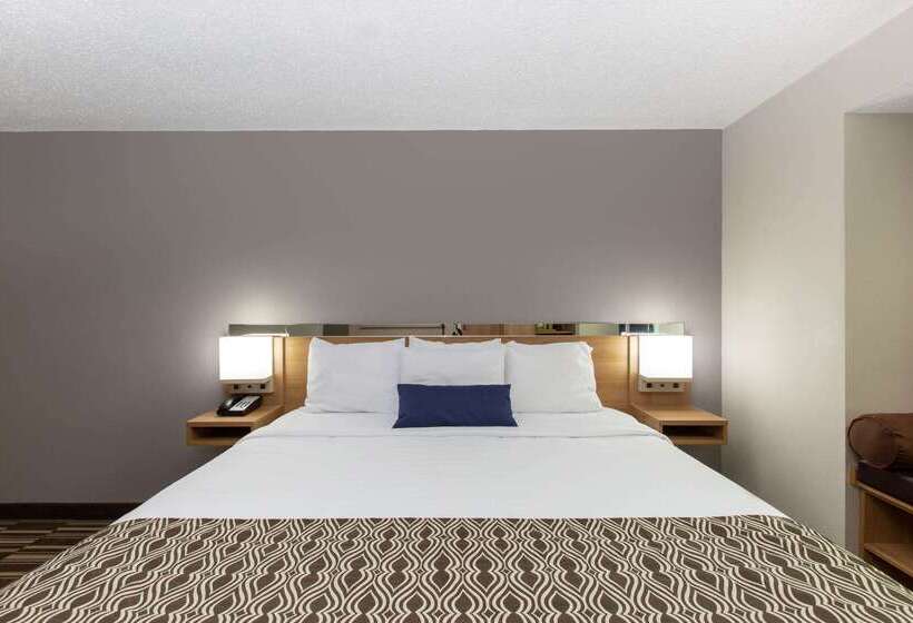 Microtel Inn & Suites By Wyndham Augusta/riverwatch