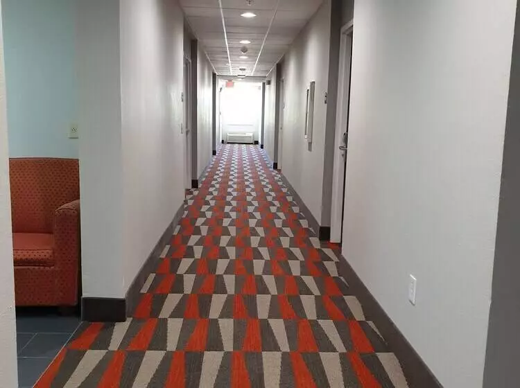 Microtel Inn & Suites By Wyndham Augusta/riverwatch