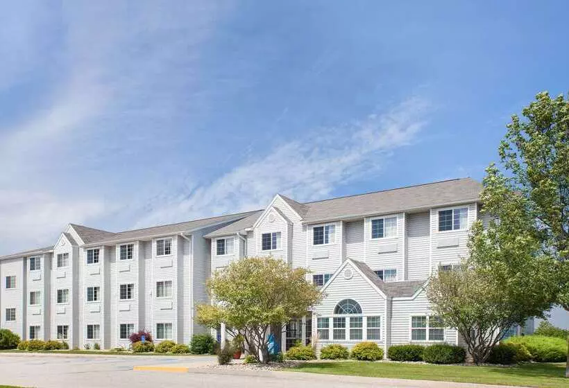 Microtel Inn And Suites Clear Lake